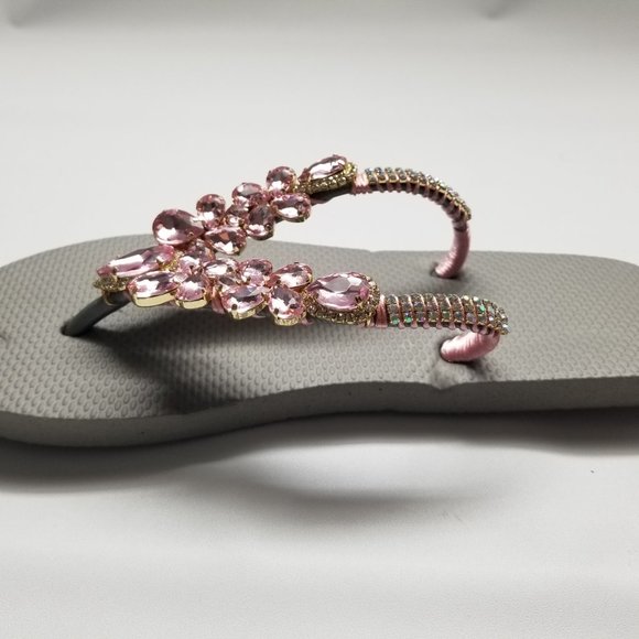 Luxury flip flops with crystals and rhinestones. Grey and pink - Picture 6 of 10